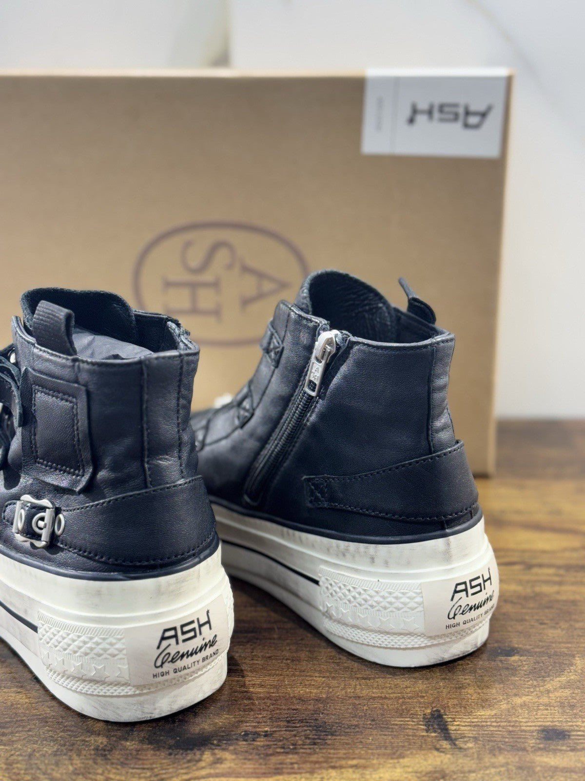 Ash Rainbow Sneaker   Colore Nero Casual   Ash Donna 40