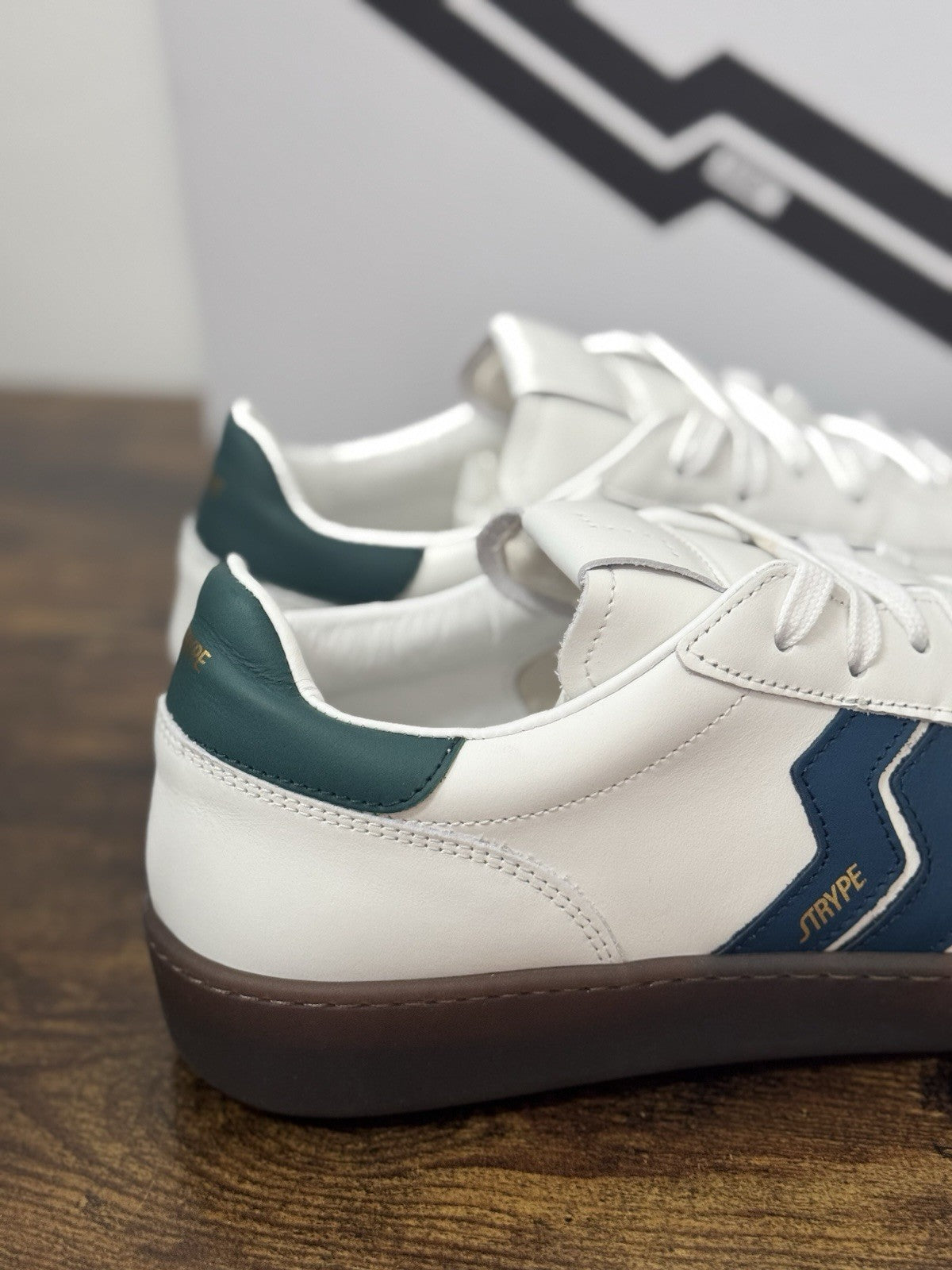 Strype Sneaker Pelle Bianca Memory Foam Casual Uomo 40