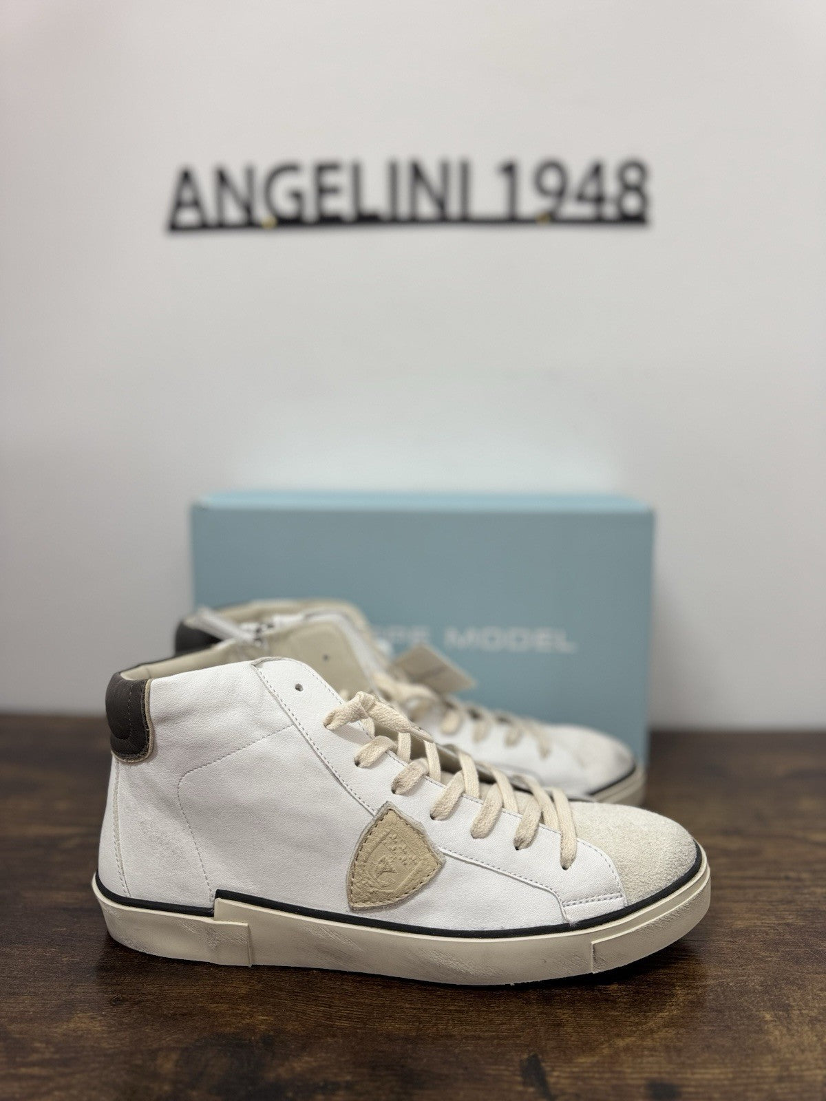 Philippe Model  Paris L u  High Sneaker  Pelle Bianca Beige     Casual Uomo 45