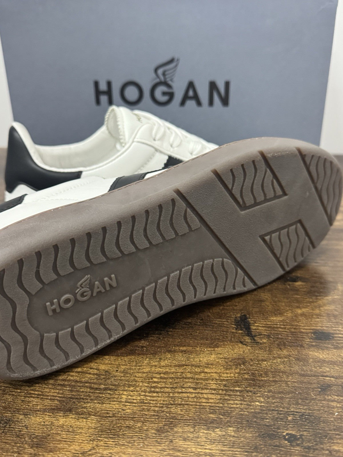 Hogan Cool Sneaker Suede Pelle Bianco Nero    Casual Hogan Scarpa Uomo 40