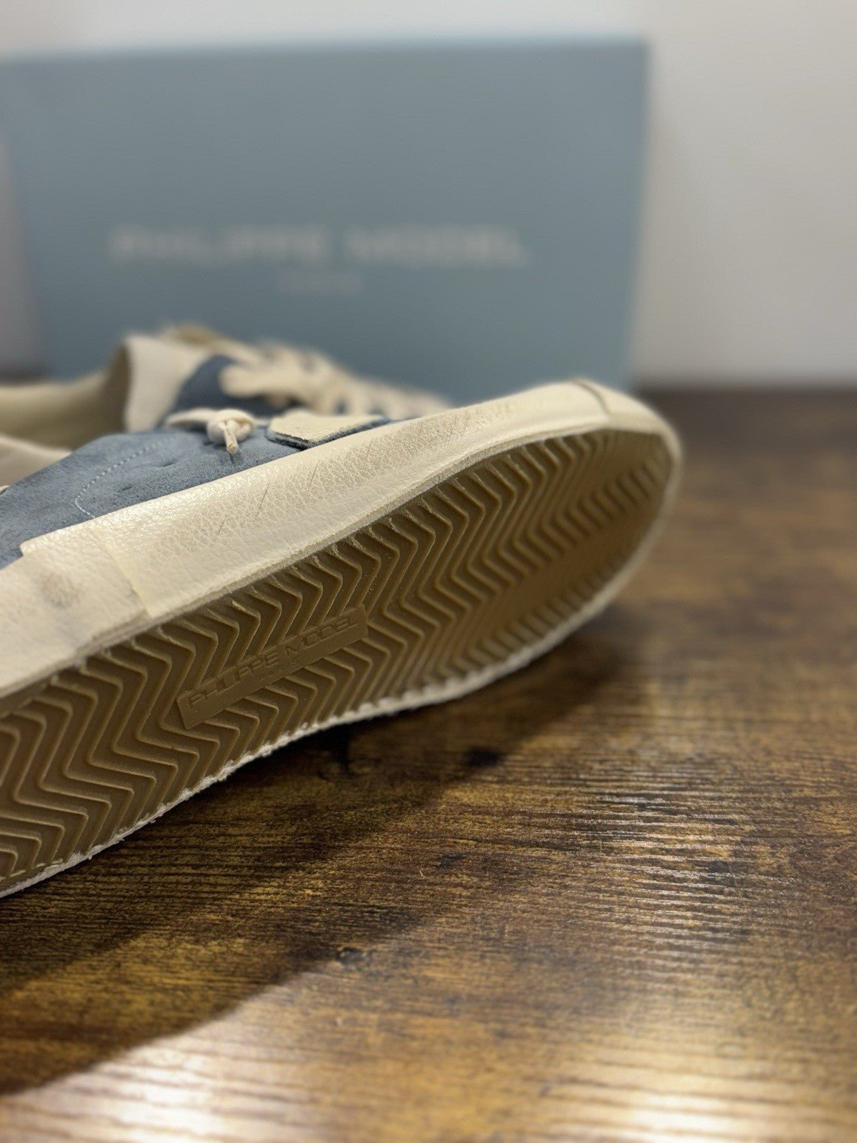 Philippe Model Paris Low Pelle Suede Celeste   Casual Sneaker Uomo 40