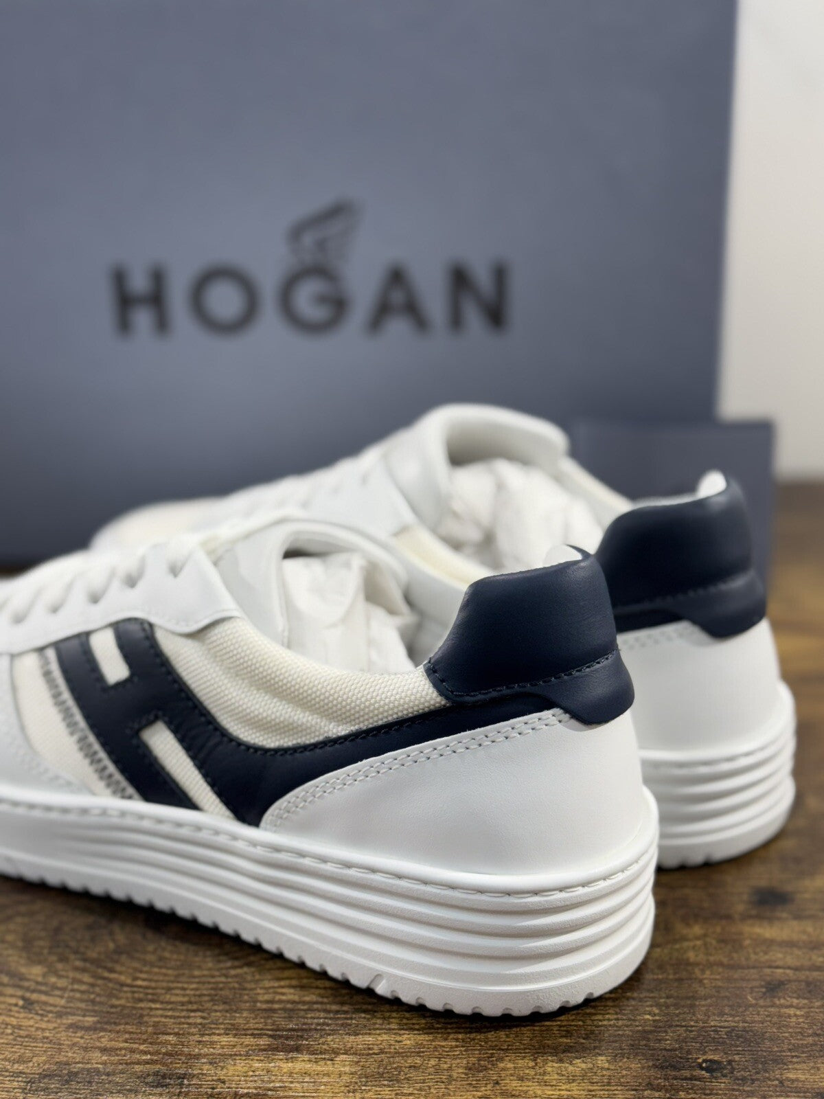 Hogan H630     sneaker Pelle Blu Bianca     memory foam Luxury Hogan Men 40.5