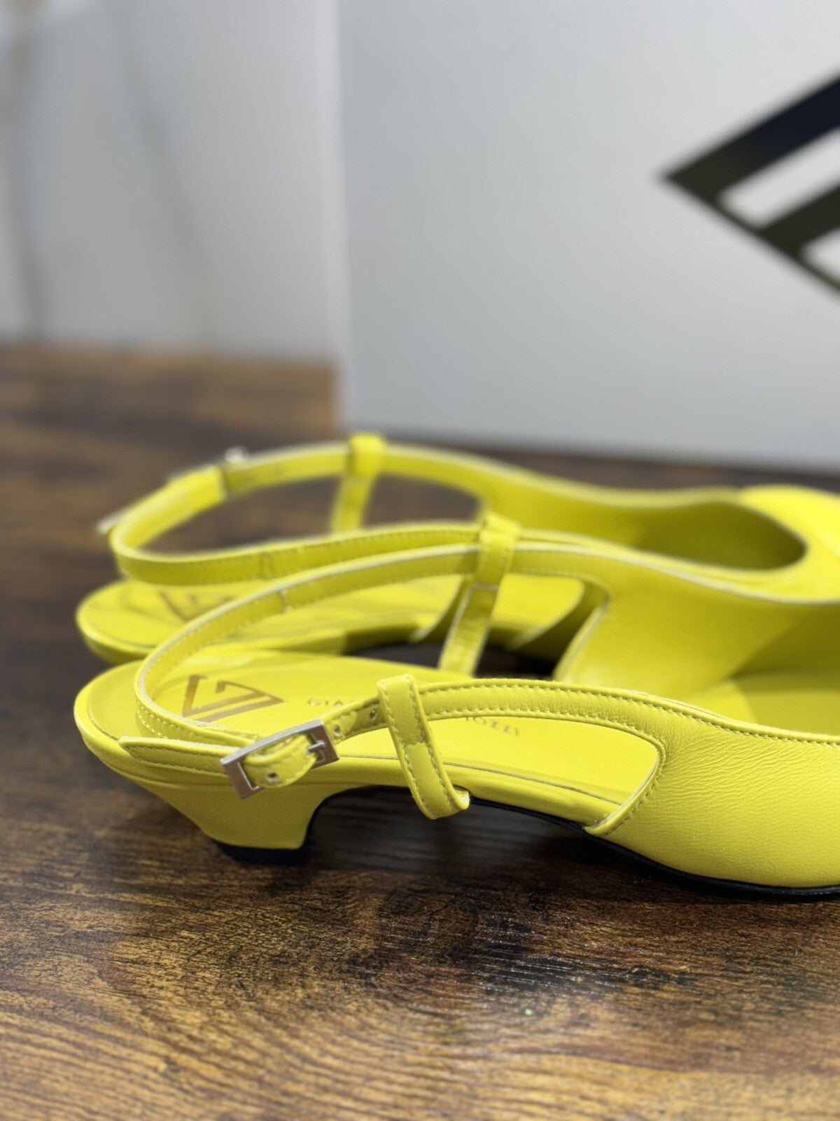 Giampaolo Viozzi Sling Back Donna Giallo Pelle Tacco     Luxury Woman Sandal 40