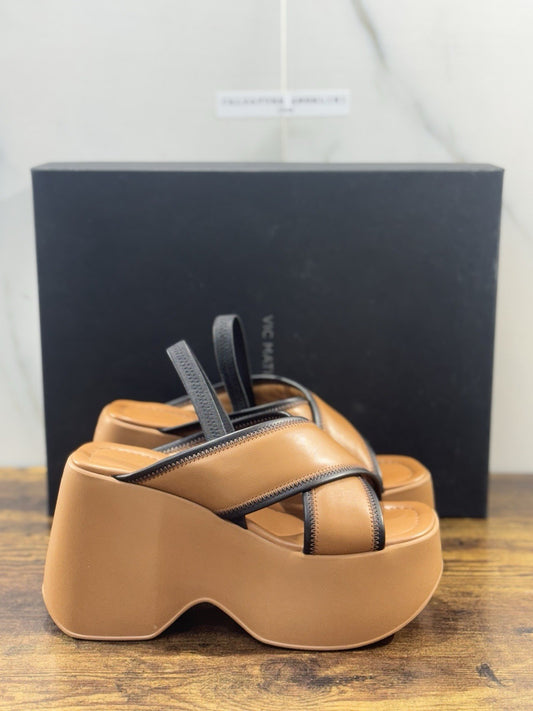 Vic Matie’ Sandalo Donna Travel Zeppa Pelle Cuoio Extra Light 38