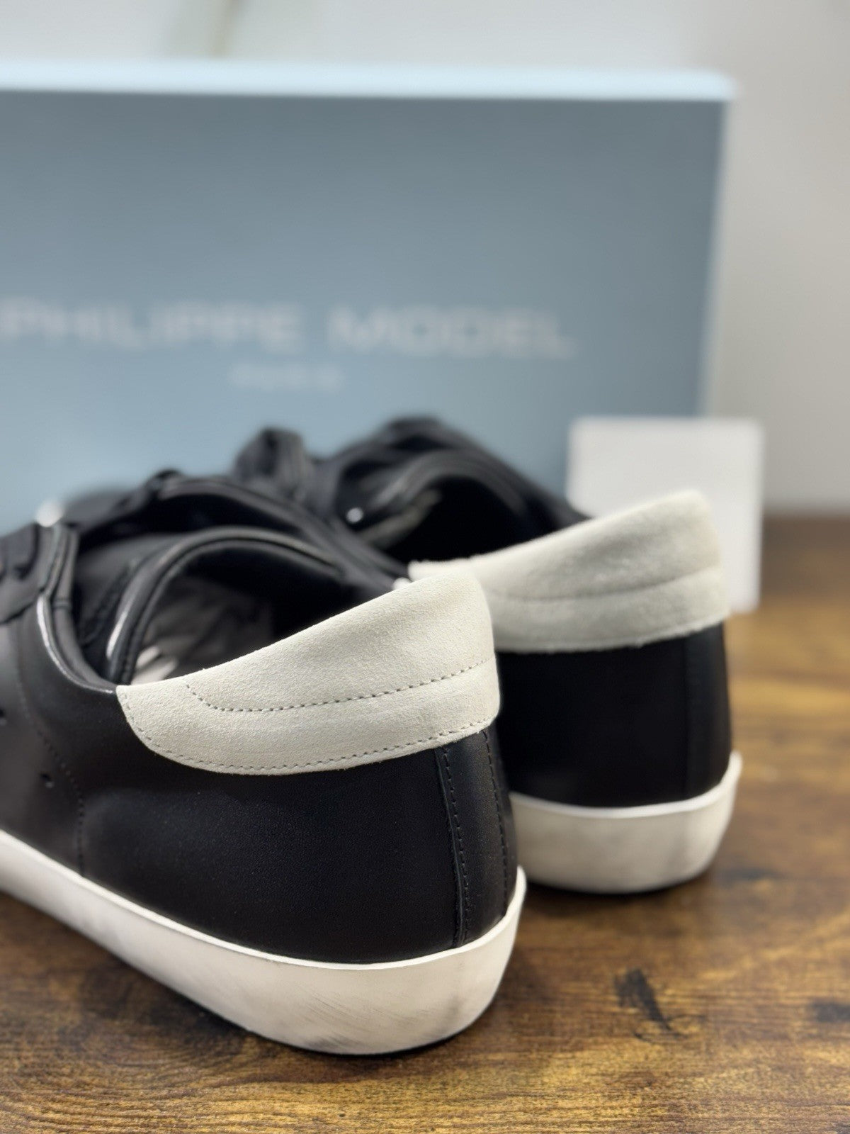 Philippe Model  Paris L u Pelle Nera    Casual Uomo 44