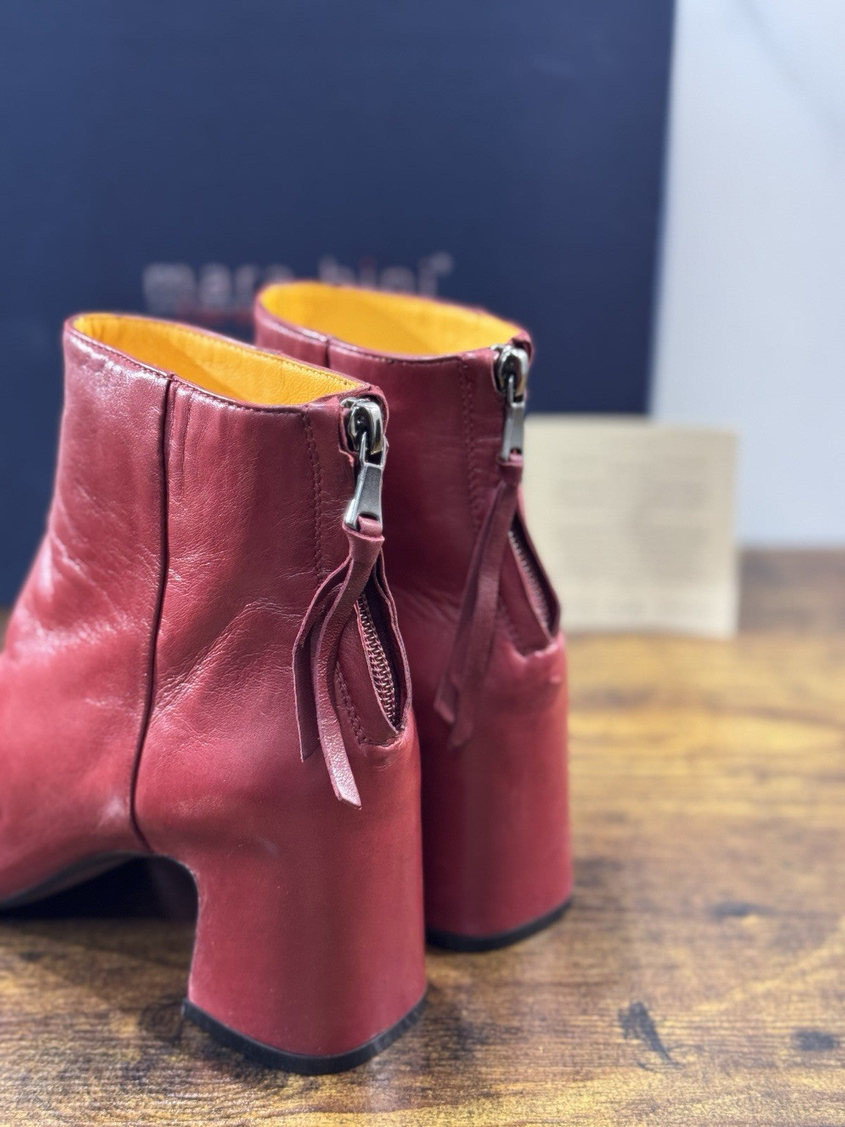 Mara Bini Stivaletto Donna Lavorazione A Sacchetto  Con Tacco Pelle Rosso 37.5