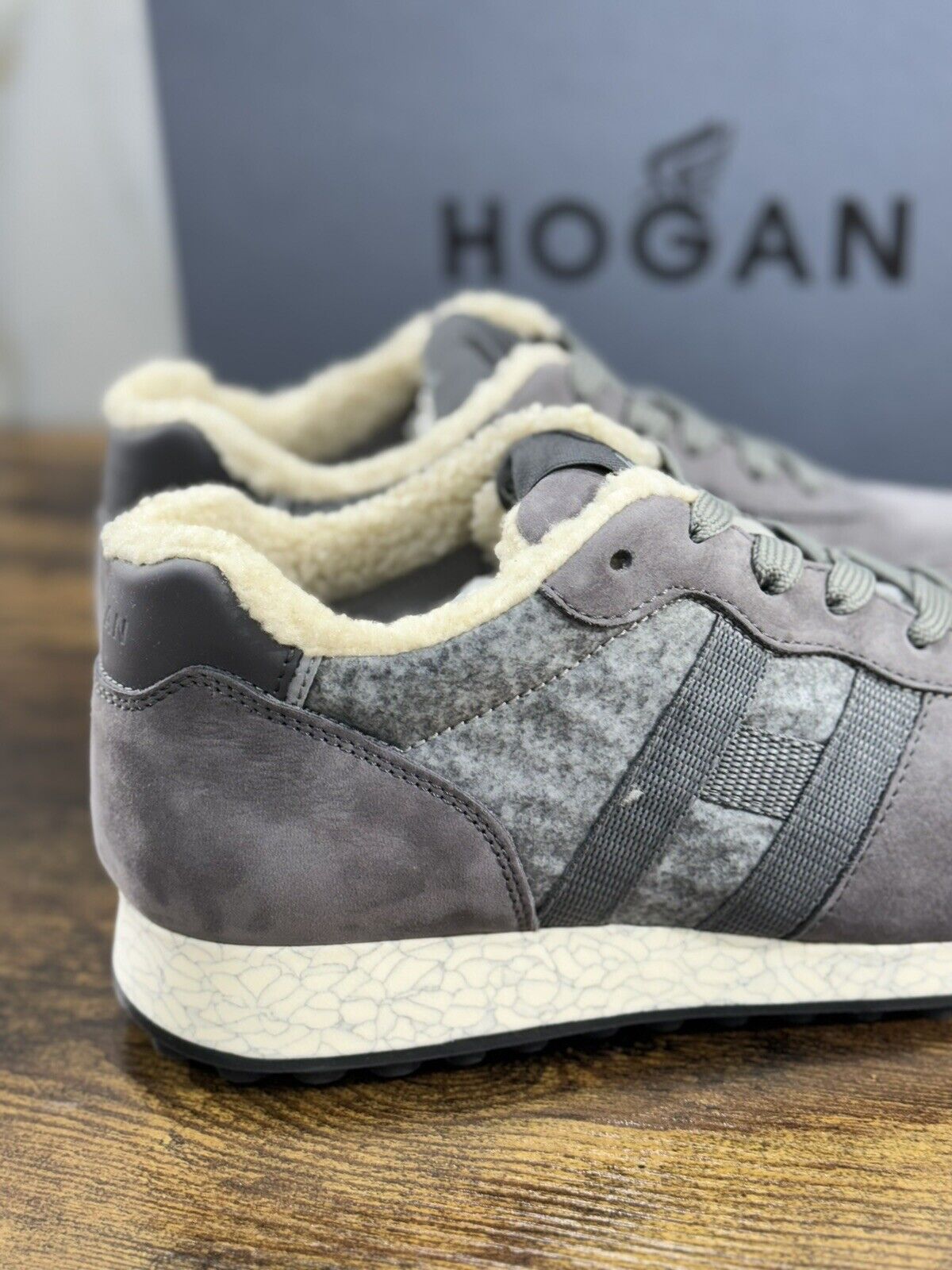 Hogan H383  pelle Grigia Sneaker Hogan   luxury hogan men shoes 40.5