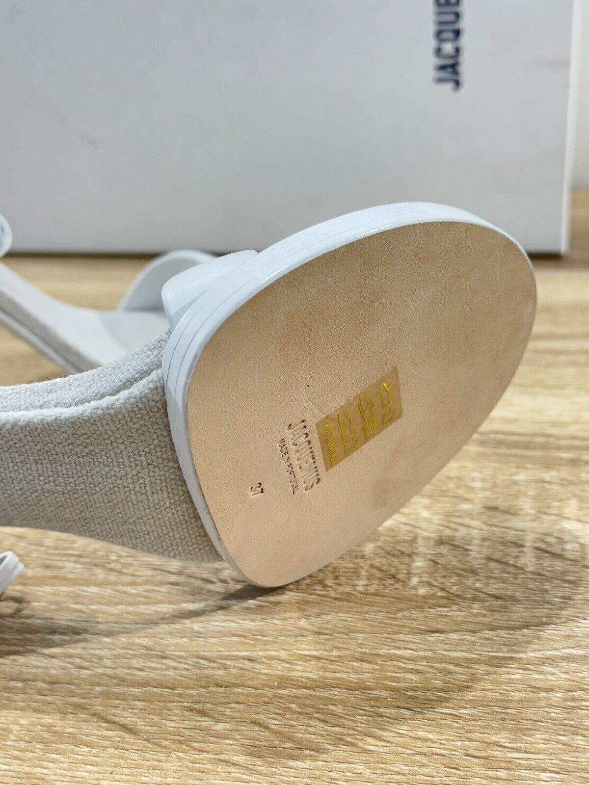 Jacquemus Sandalo Donna Les Carre Rond Pelle Bianco Luxury Jacquemus Sandal 37