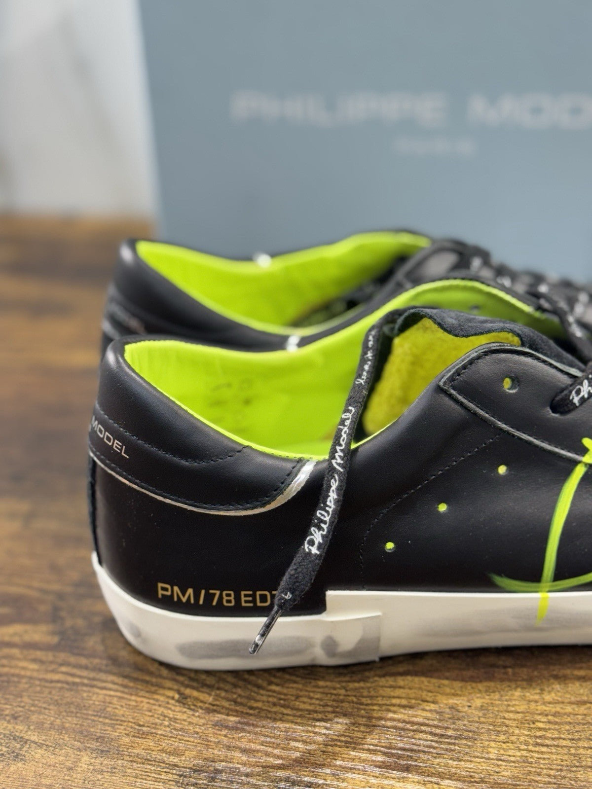 Philippe Model  Paris L u Pelle Nera    Casual Uomo 44