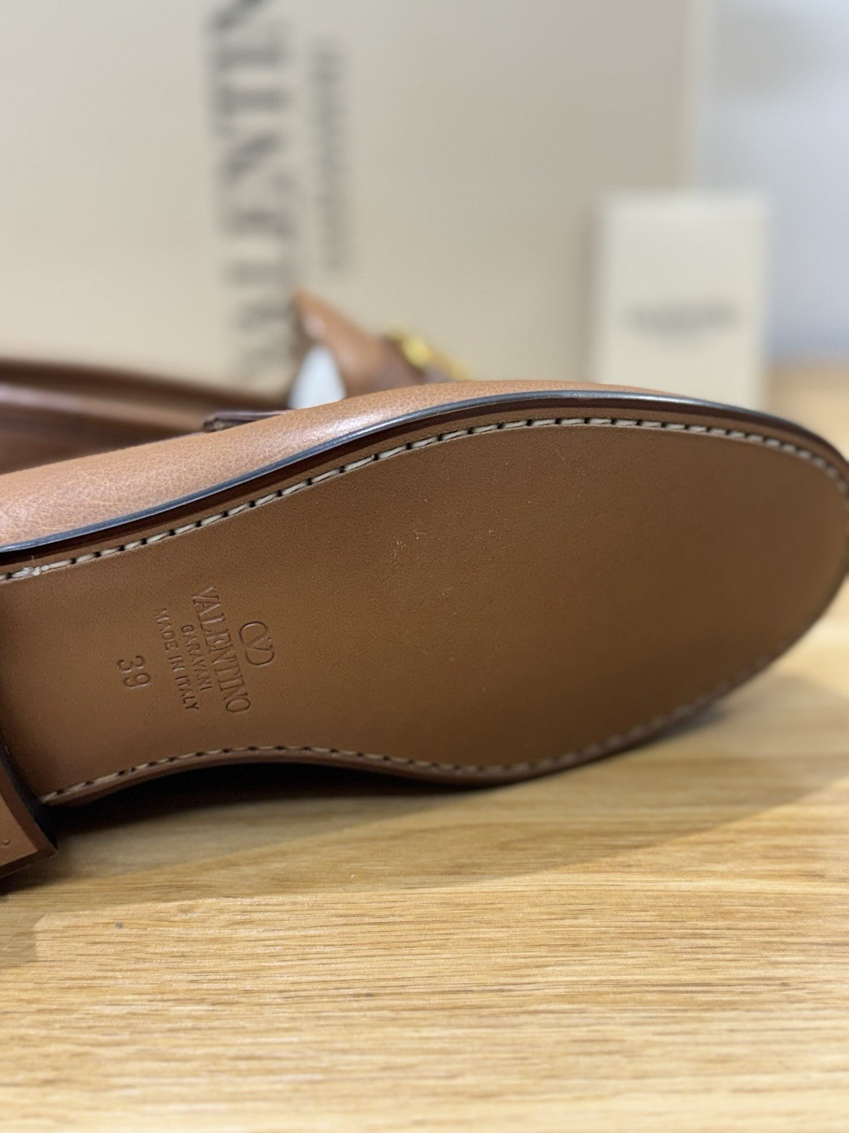 Valentino Garavani Mocassino Vlogo Signature Pelle Cuoio Luxury Donna 39