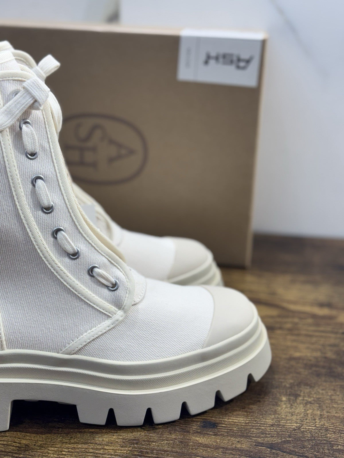 Ash Phoenix Anfibio  Colore Talco  Boot  Ash Donna 40