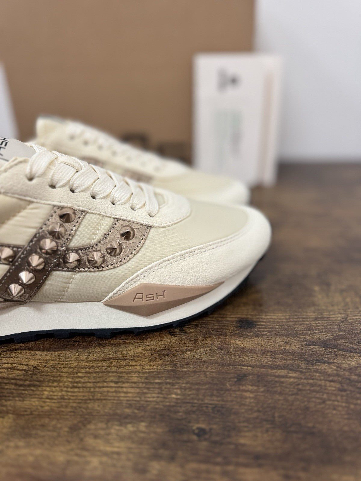 Ash Spider Studs Sneaker Suede Beige  Casual Ash Donna 36