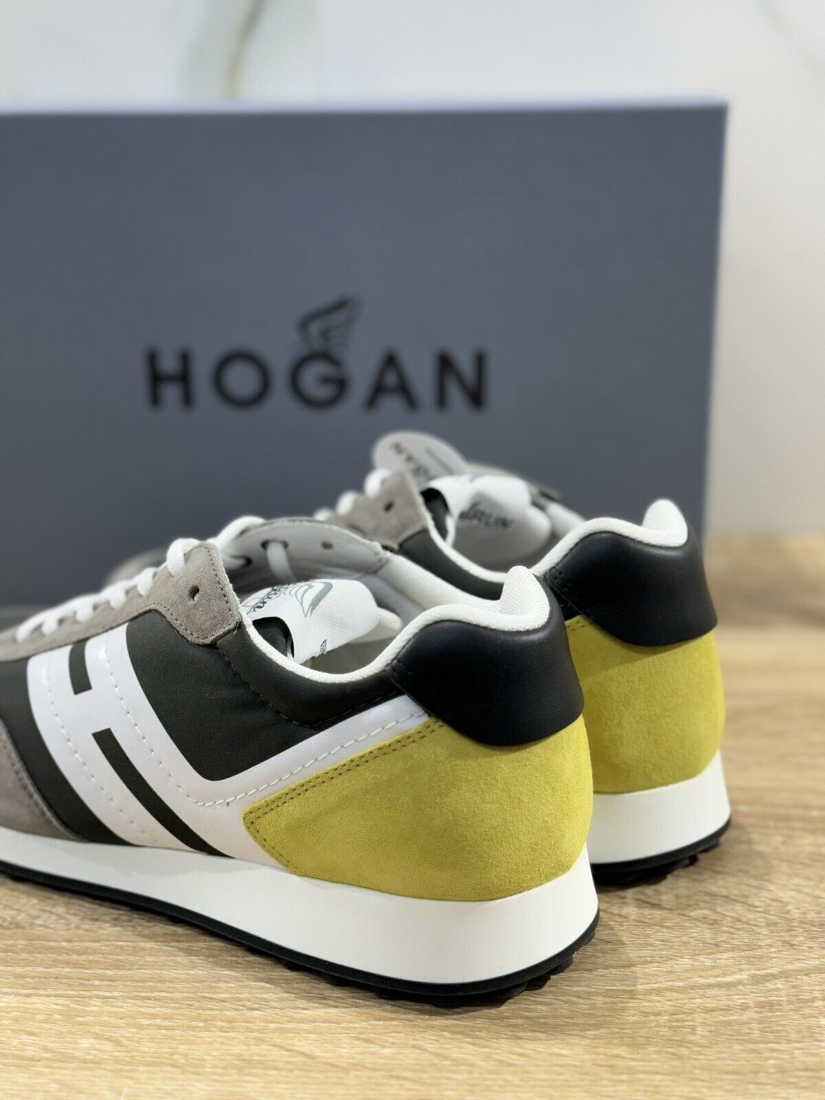 Hogan Sneaker Uomo H429 Pelle Grigia  Luxury Shoes Hogan 41