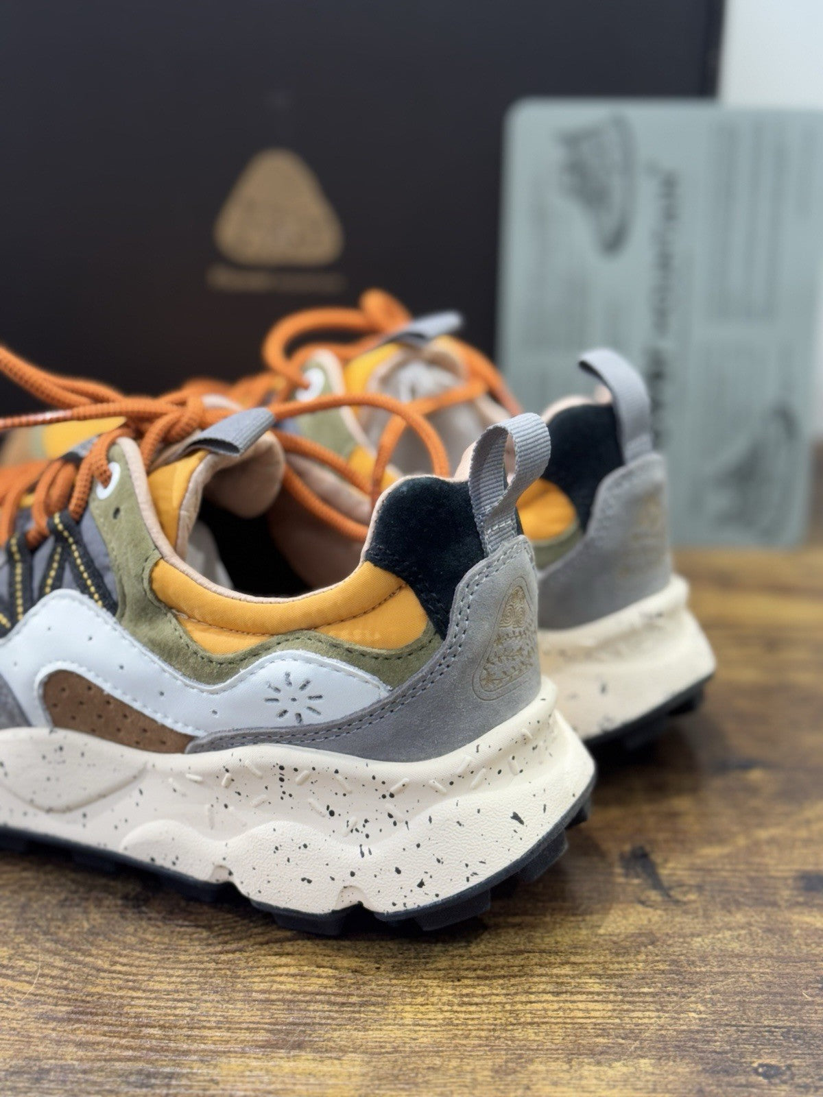 Flower Mountain Yamano 3 Brown Mustard Casual Uomo 44