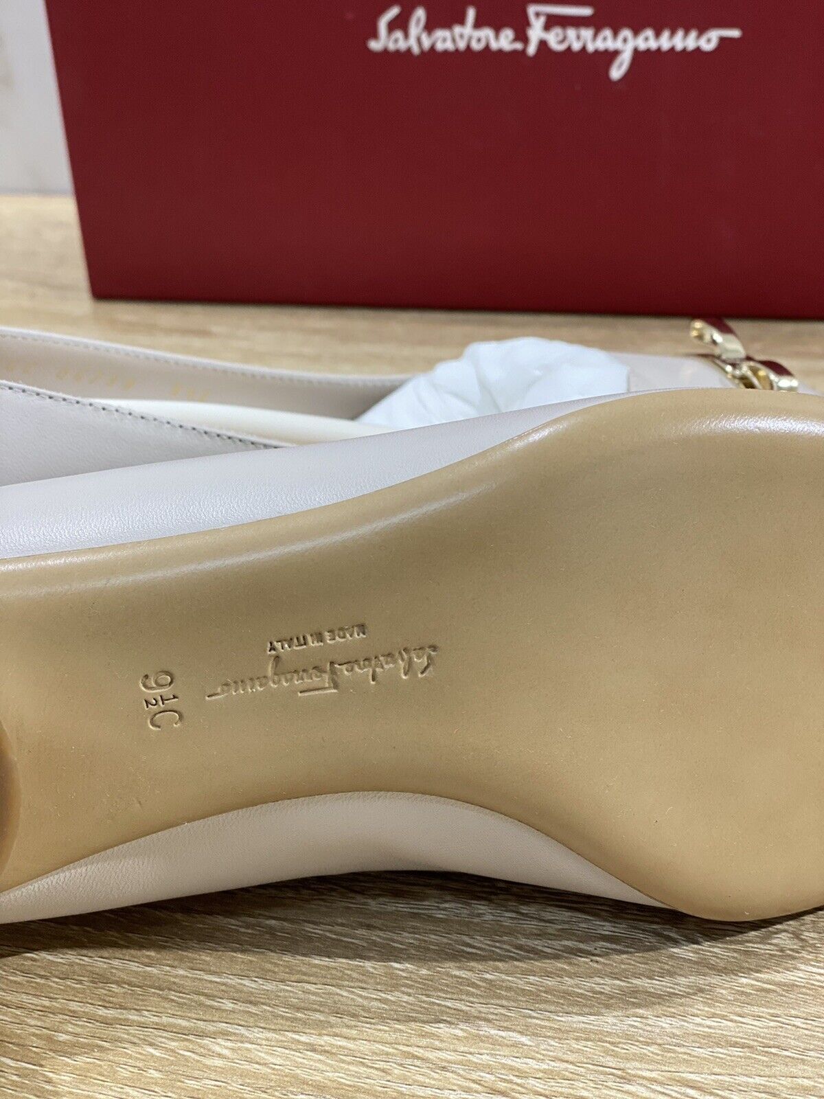 Salvatore Ferragamo Ballerina Vulci In Pelle Bone Luxury Ferragamo Woman 39.5