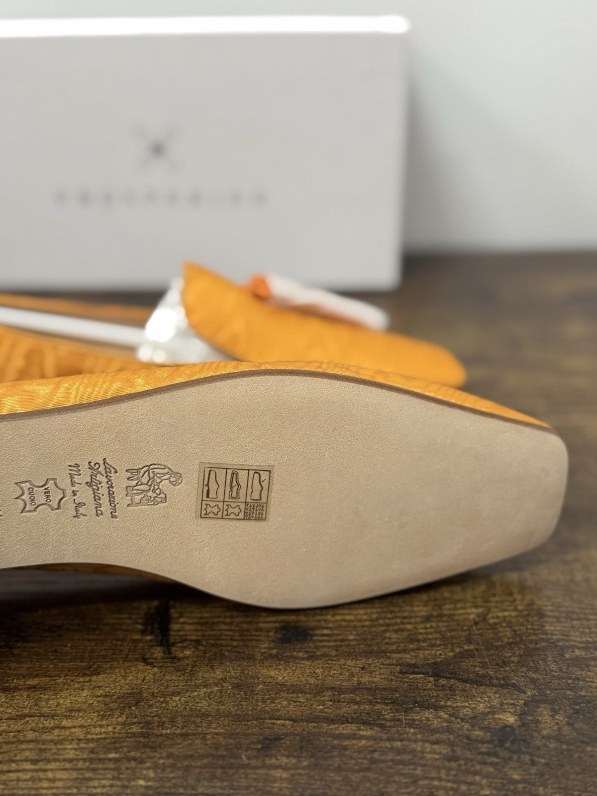 Prosperine Mocassino   Tessuto Moire’ Ocra   Flat  Scarpa Donna 39