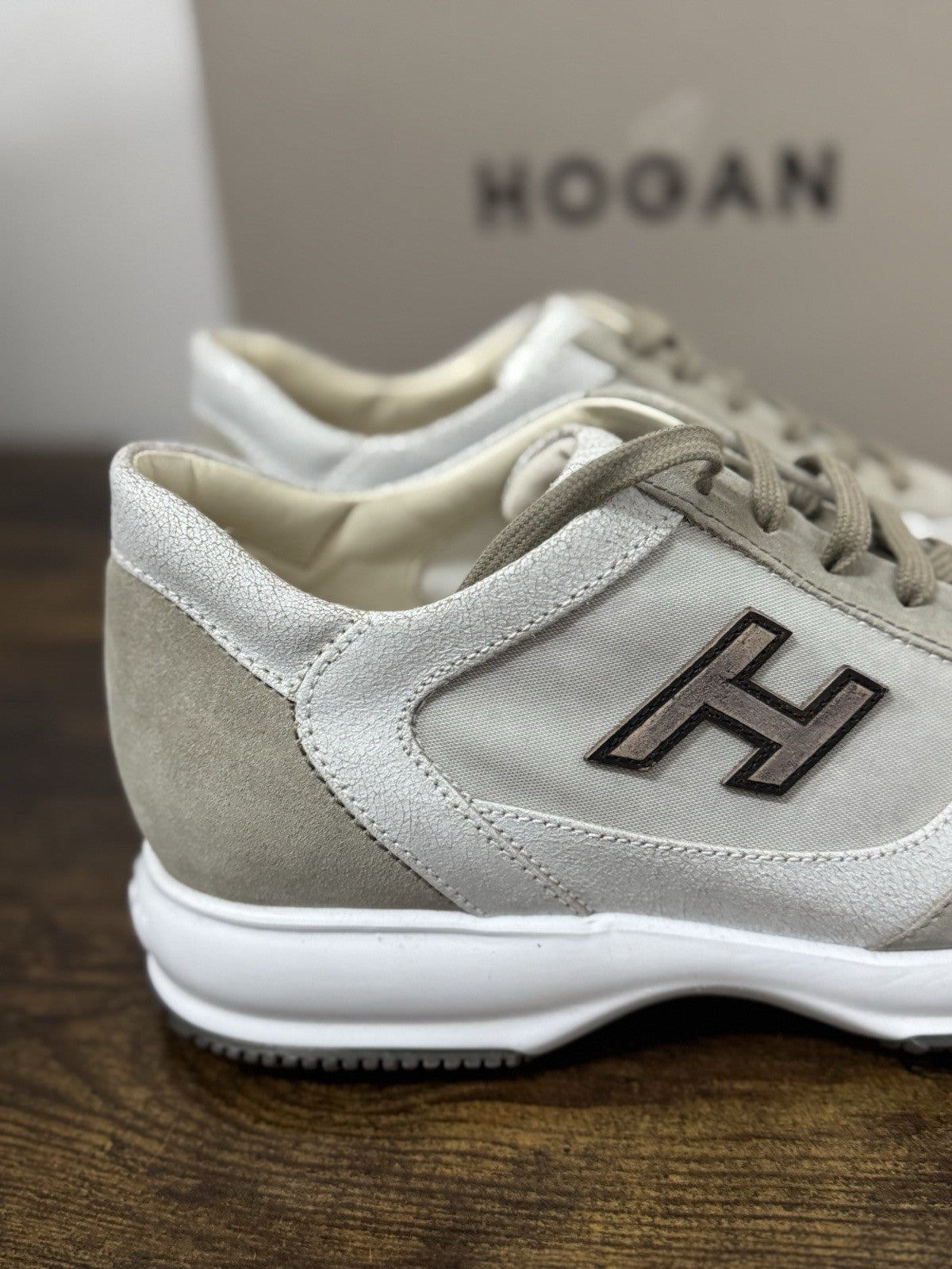 Hogan New Interactive  Pelle Suede Bianca Vintage Casual Sneaker Hogan Uomo 41.5