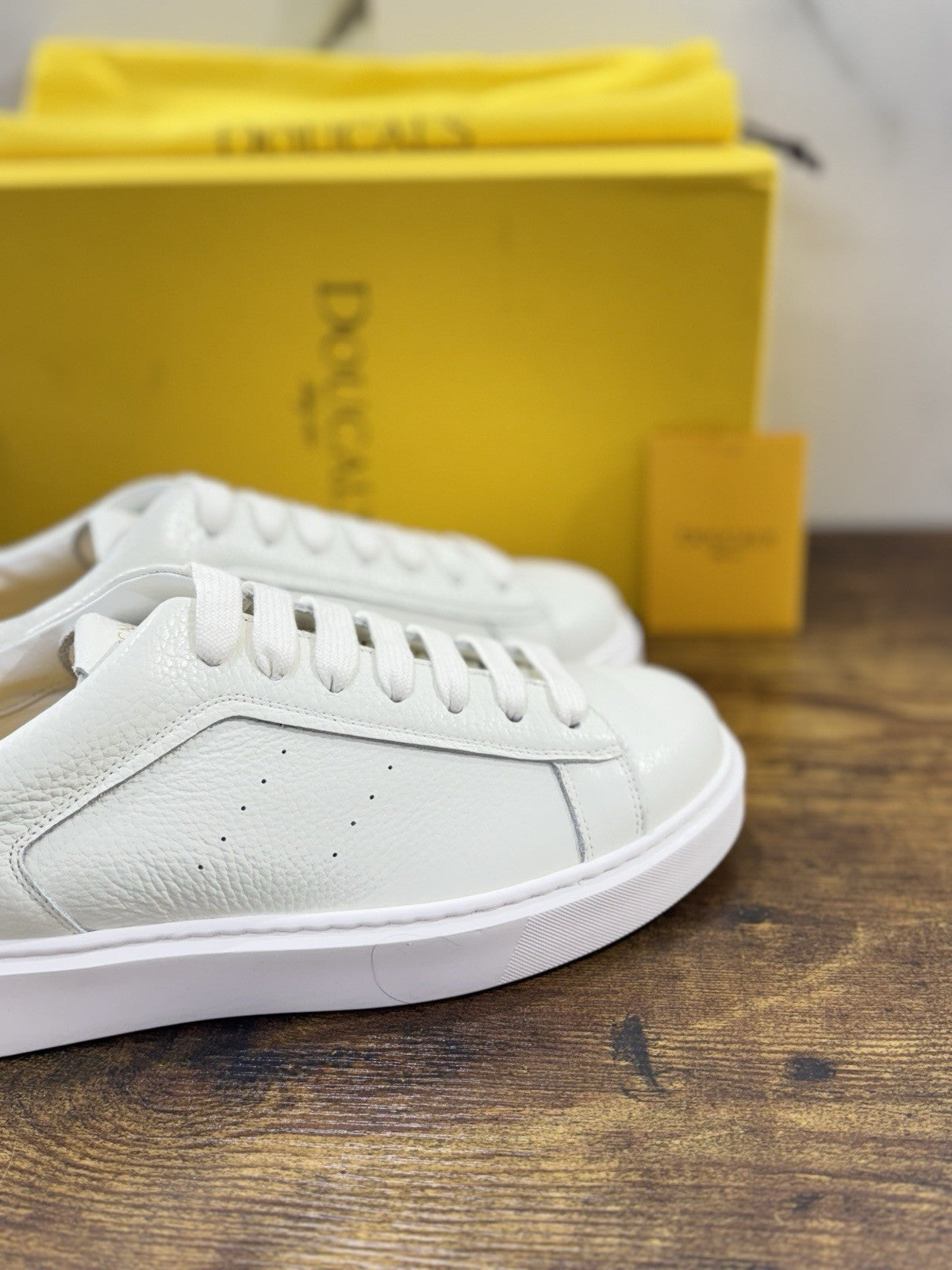 Doucal’s Sneaker Uomo Memory Foam Bianca PelleLuxury Men Doucal’s Extra L 41.5