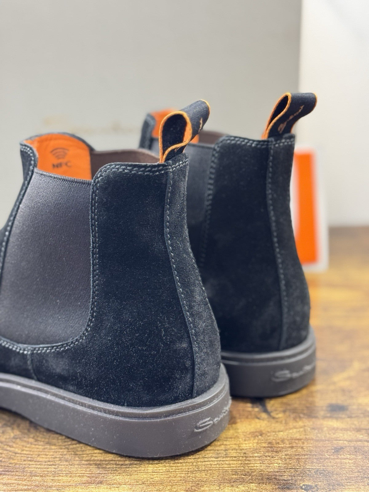 Santoni Chelsea Boot Suede Nero Luxury Santoni Uomo 44