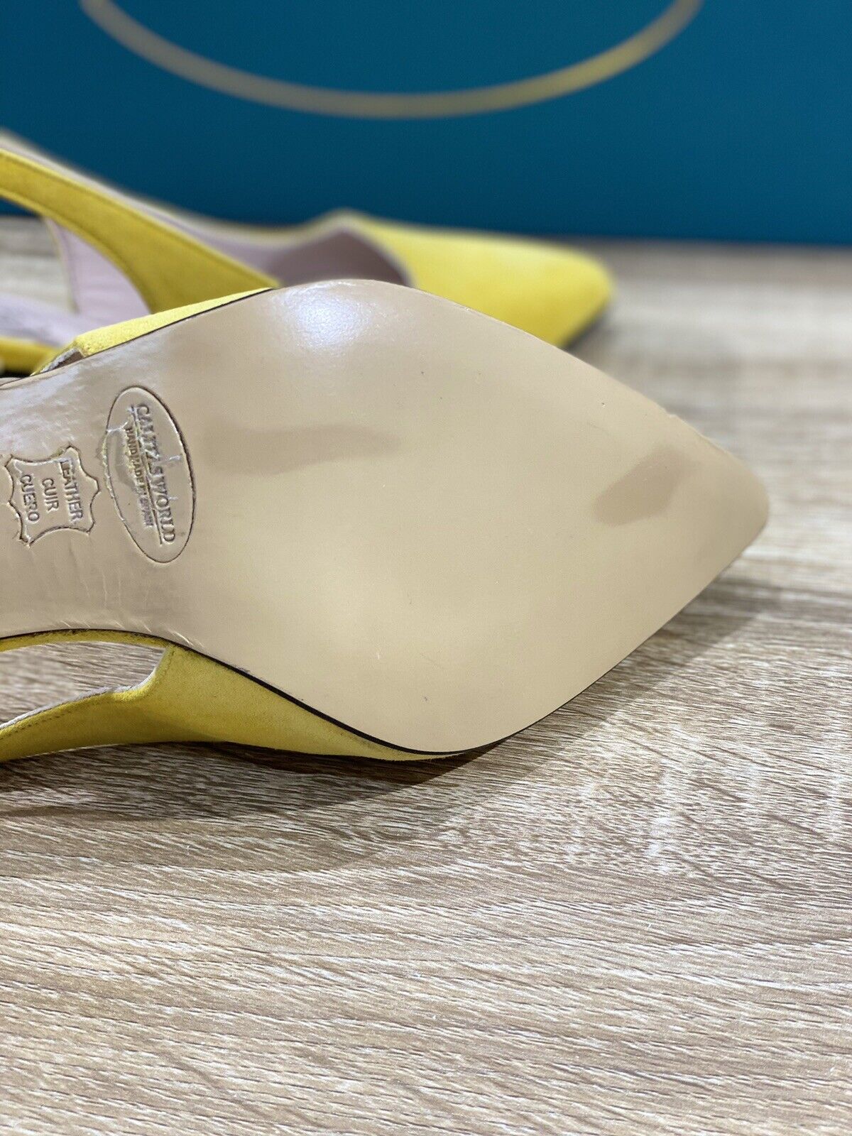 Calitas Scarpa Donna Slingback Kitten In Suede Amarillo Fondo Cuoio 38