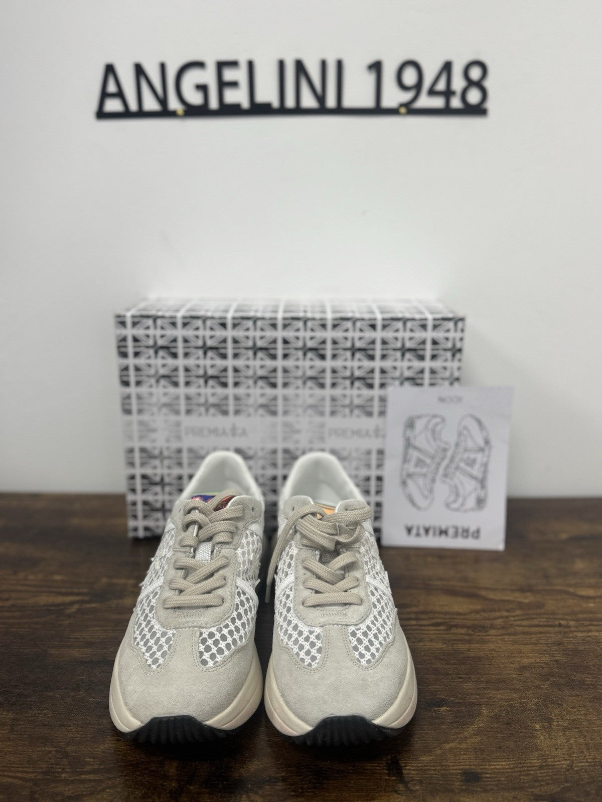 Premiata Cassie  Sneaker Pelle Suede  Bianca Traforata  Casual Premiata Donna 37