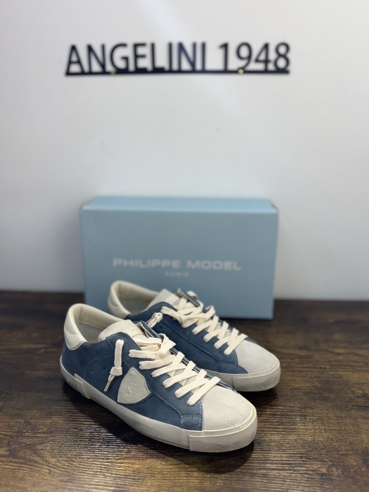 Philippe Model Paris Low Pelle Suede Celeste   Casual Sneaker Uomo 45