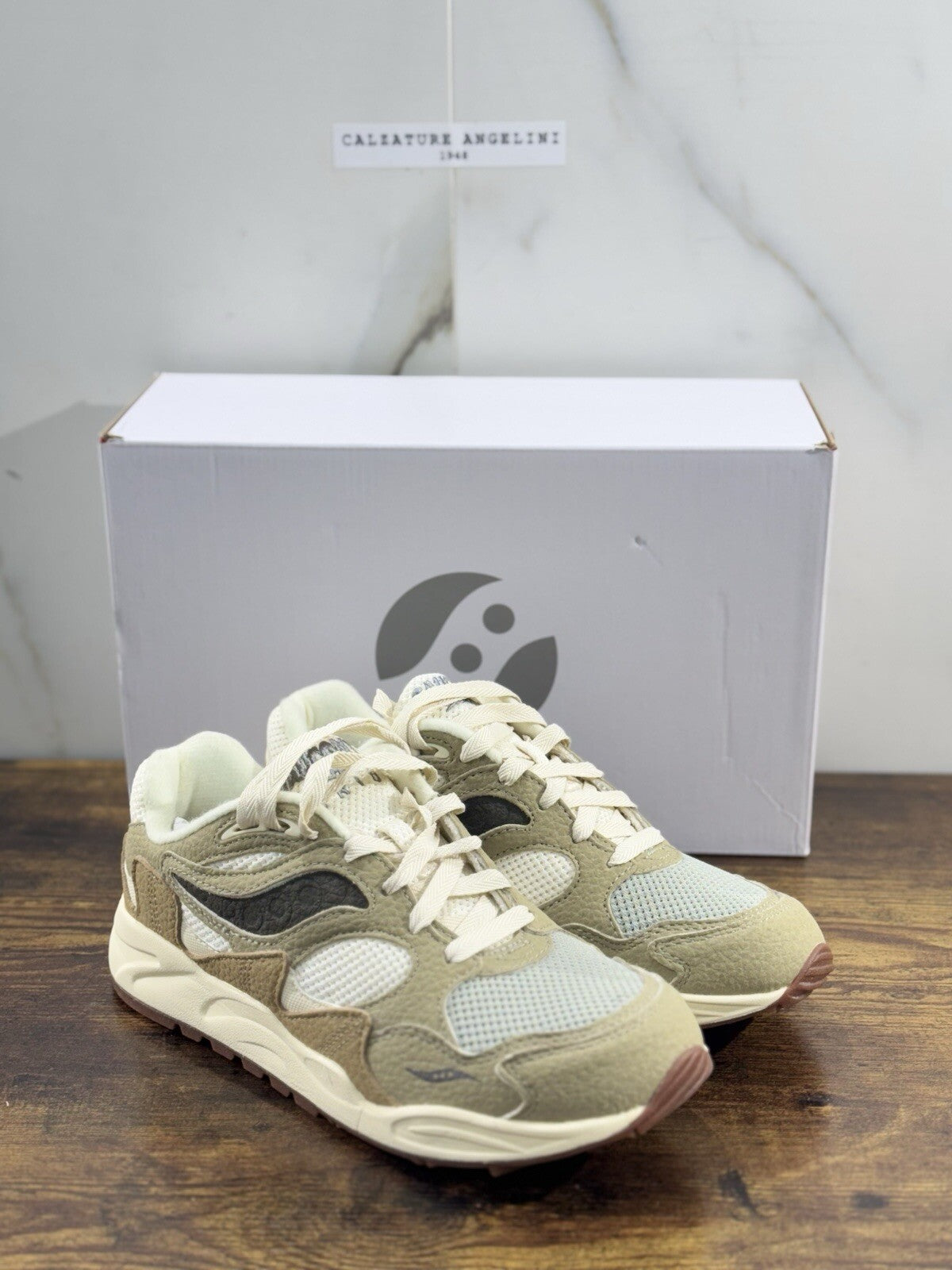 Saucony Grid Shadow 2 Sneaker Uomo Sand Pelle Casual Saucony 40.5