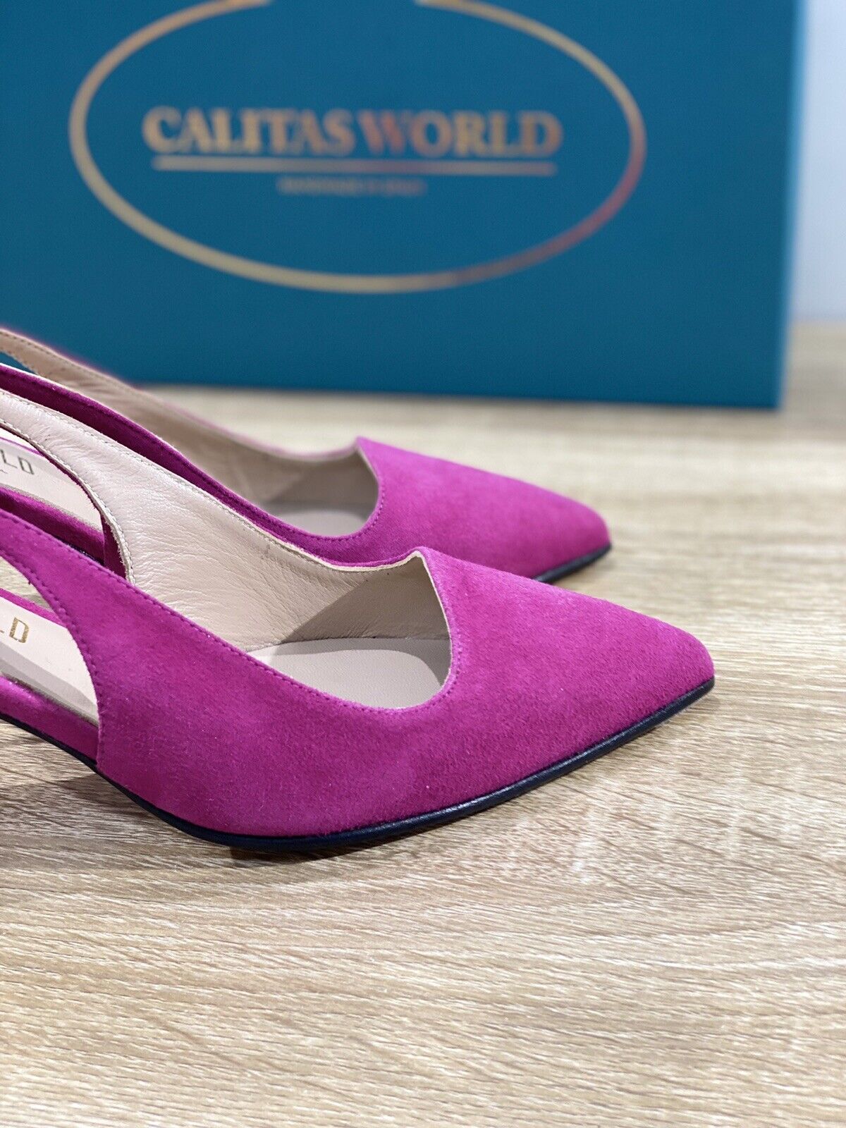 Calitas Scarpa Donna Slingback Kitten In Suede Fuxia Fondo Cuoio 40