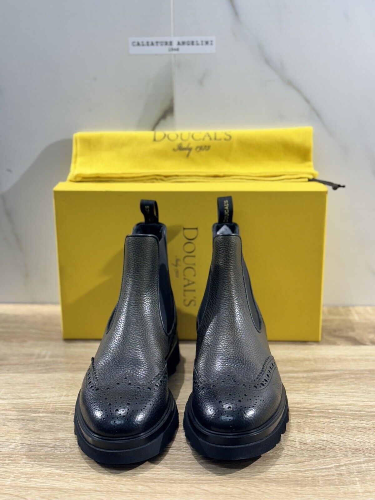 Doucal’s Chelsea Boot   Pelle Antracite      Luxury Men Doucal’s Shoes Boot 40