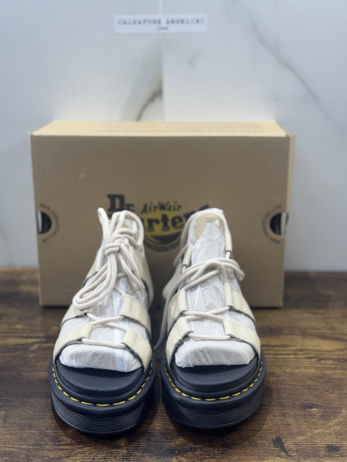 Dr Martens Sandalo Nartilla Pelle Beige  Casual Dr Martens Donna 41