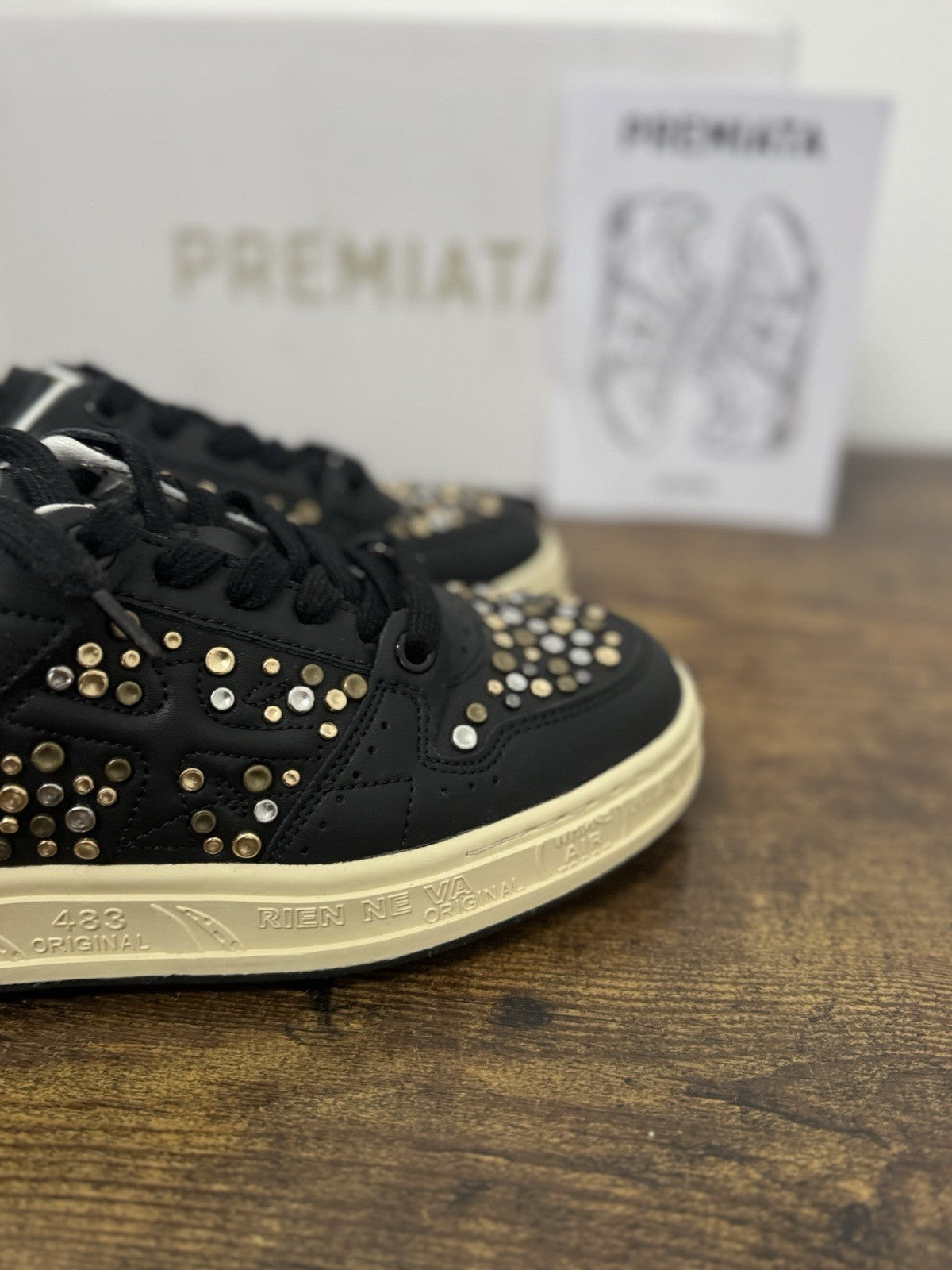 Premiata Quinn    Sneaker Pelle  Nera Borchie Casual Premiata Scarpa Donna 37