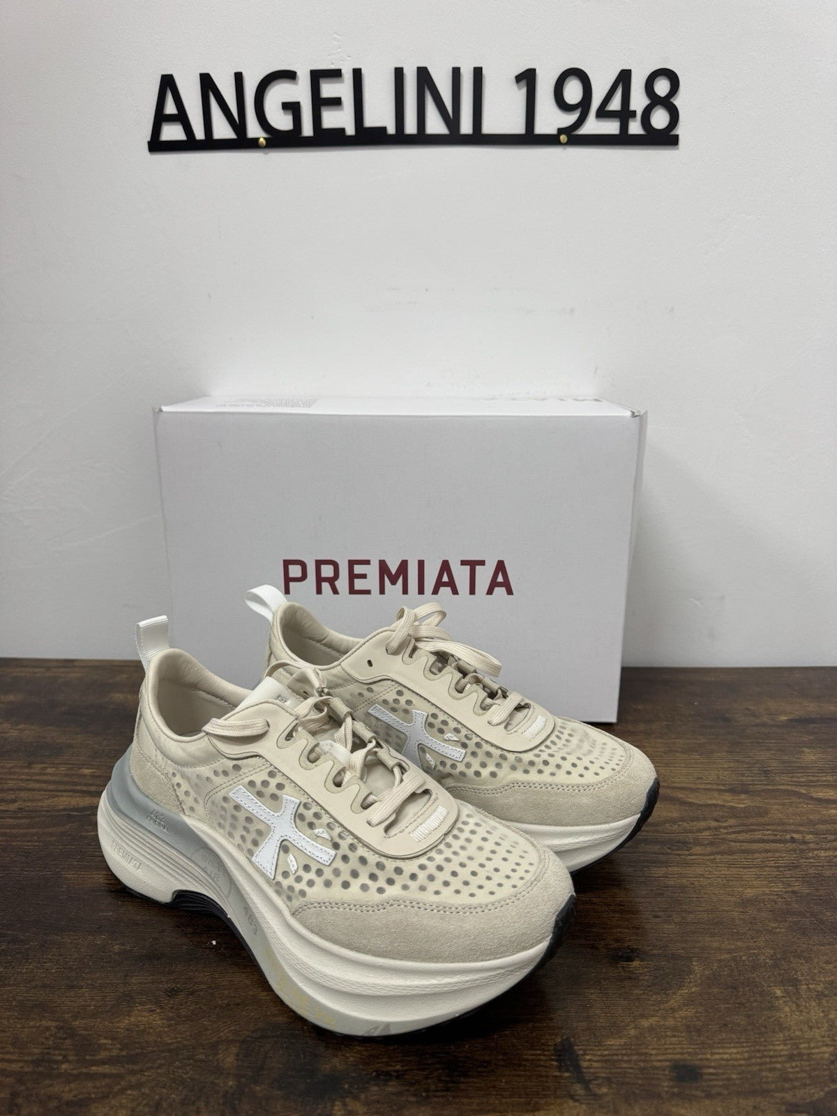 Premiata Hill  Sneaker Suede Beige   Casual Donna 39
