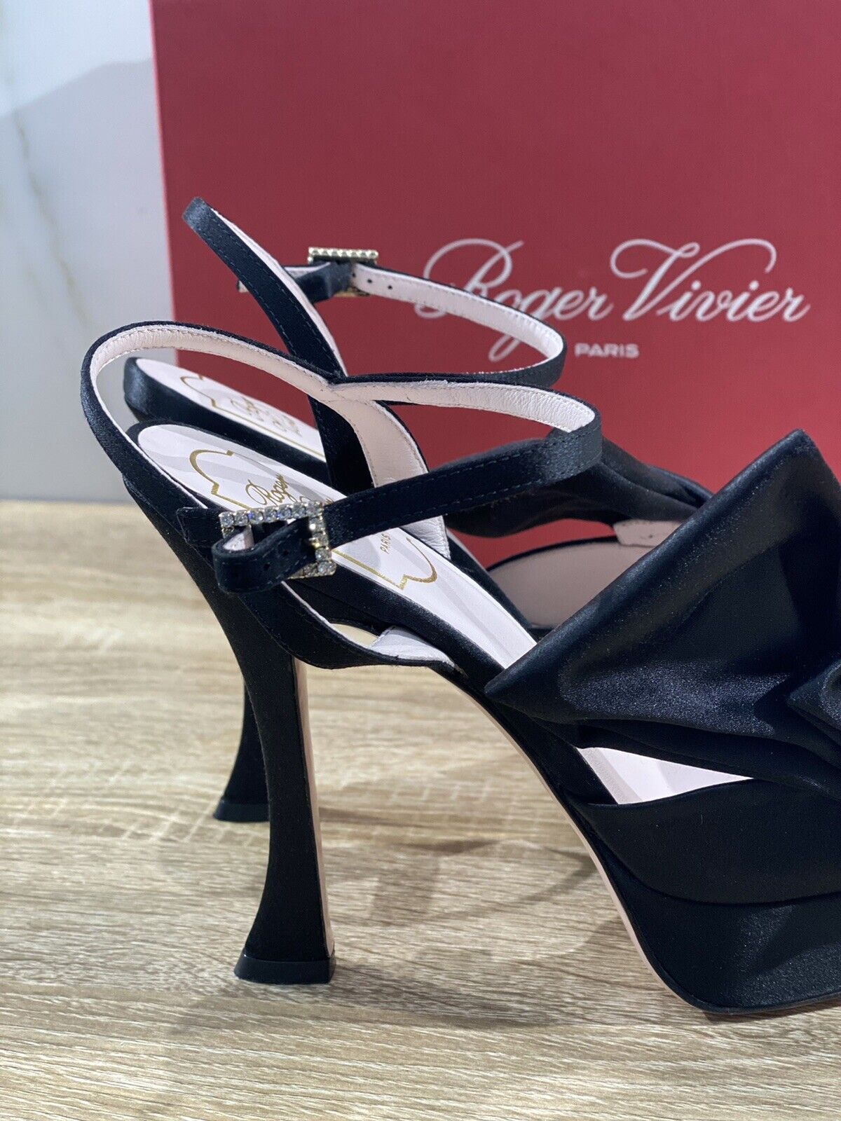 Roger Vivier Paris Sandalo Donna Lavalliere Platform Sandal Luxury 37.5