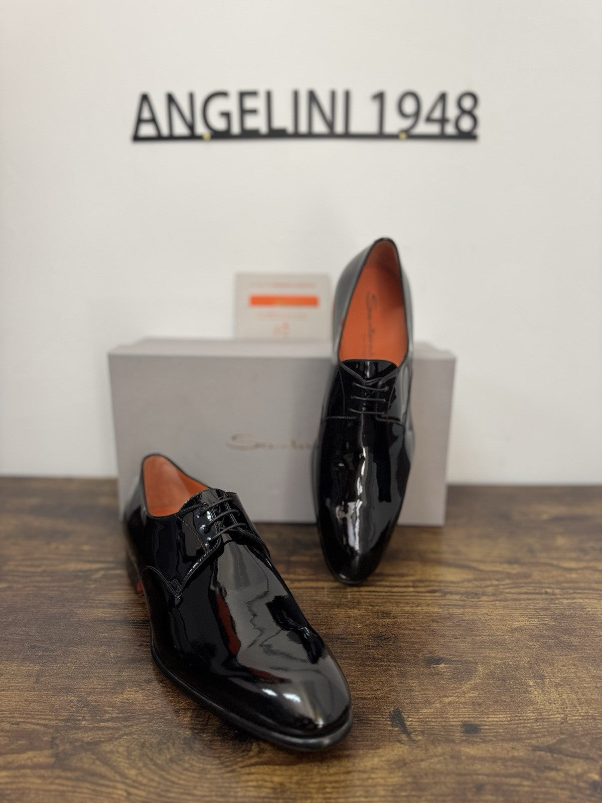 Santoni Stringata In Pelle Vernice Nera  Luxury Scarpa Santoni Uomo 43