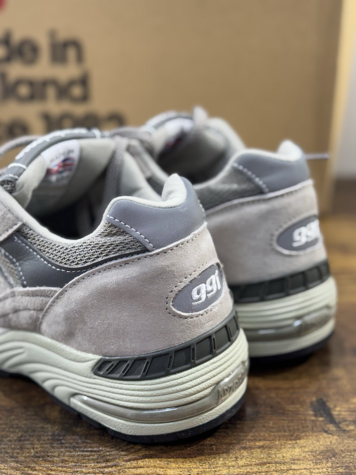 New Balance 991 Made In Uk Limited Edition 100% Leather Iconic Grey  Icon 40.5