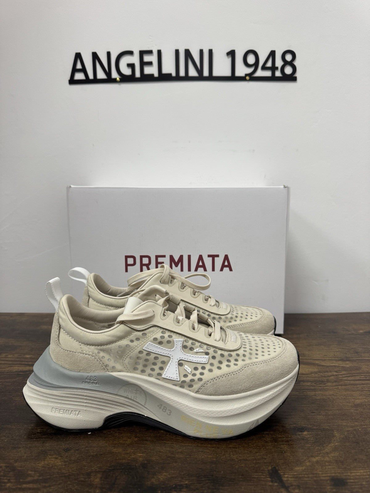Premiata Hill  Sneaker Suede Beige   Casual Donna 38