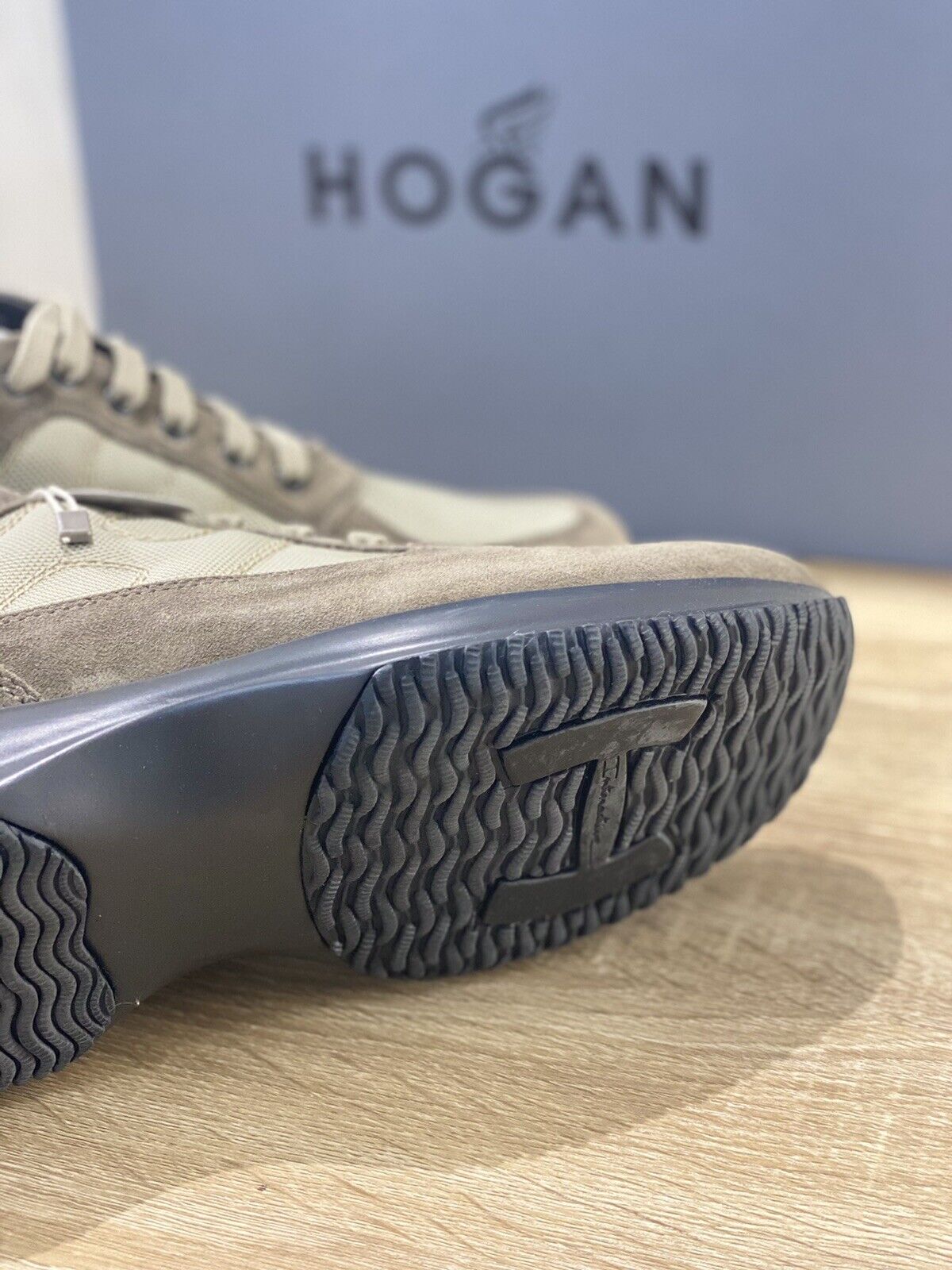 hogan interactive uomo In Suede Miele Luxury Hogan Sneakers Men 43.5