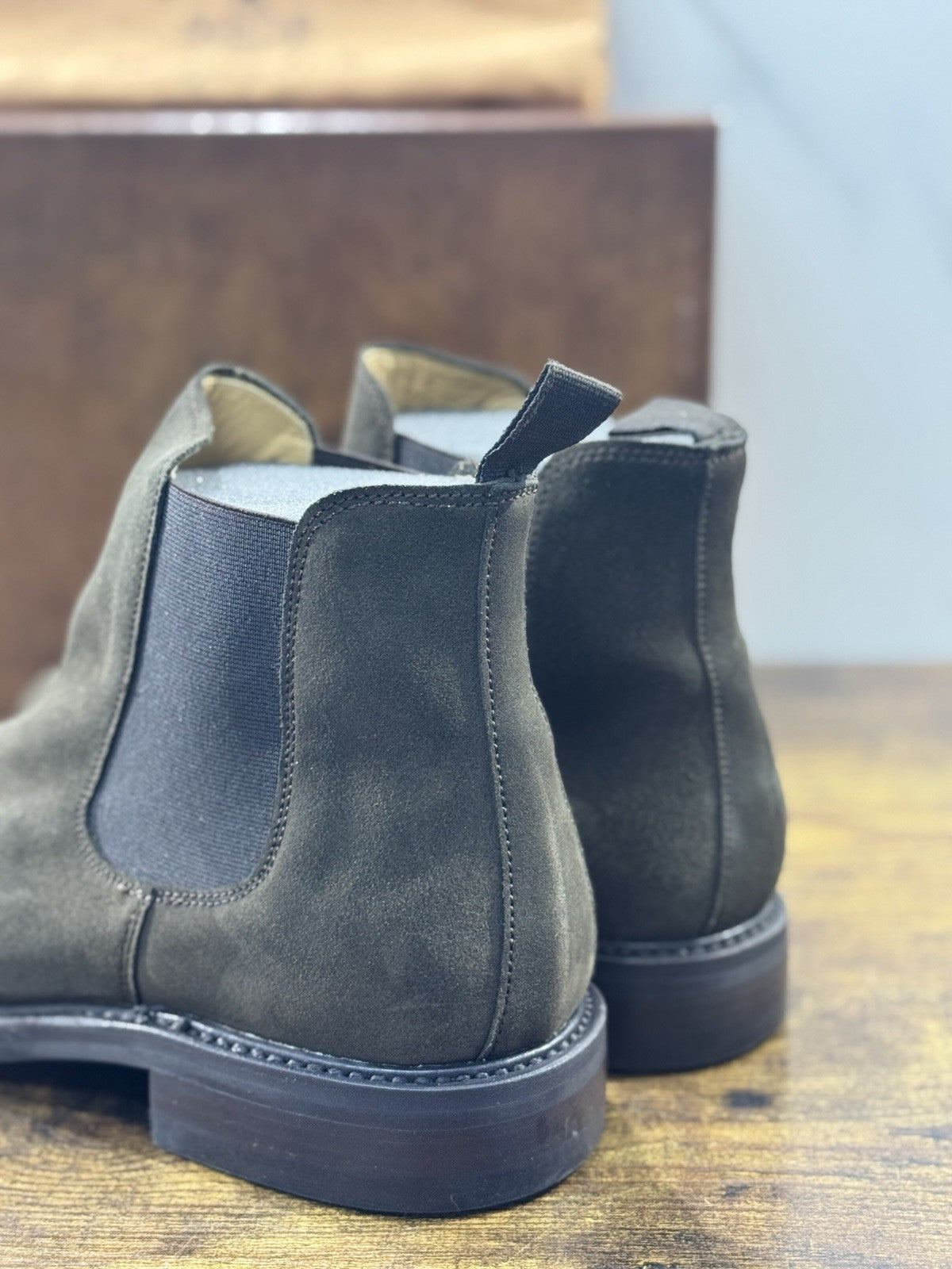 Berwick 1707 Chelsea Boot Uomo Suede Terra  Fondo Dainite Uomo 43.5