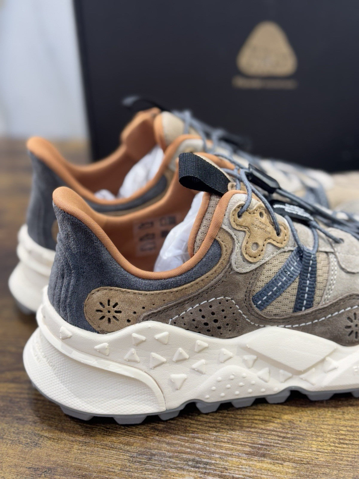 Flower Mountain Tiger Hill Brown Beige  Casual Uomo 40