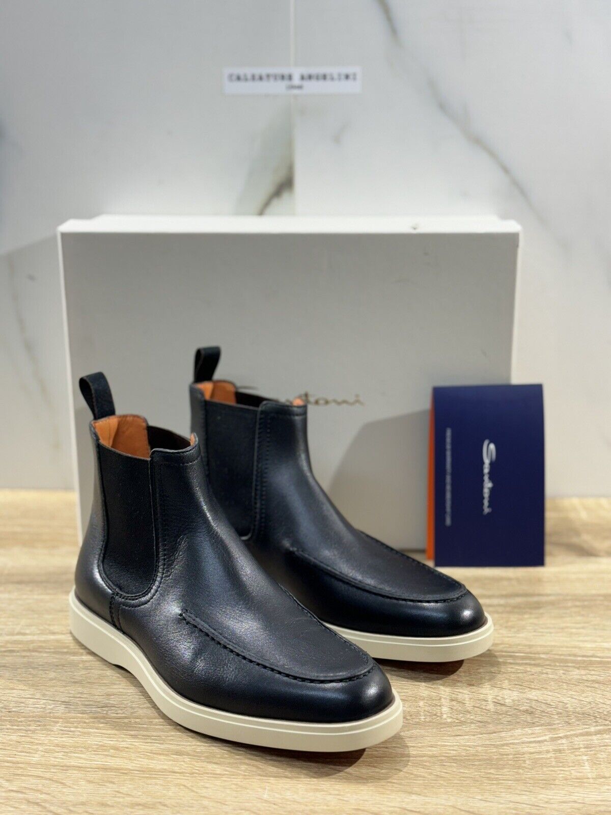 Santoni Stivaletto Uomo Chelsea Boot Pelle Nero Luxury Men Boot Santon CALZATURE ANGELINI 1948