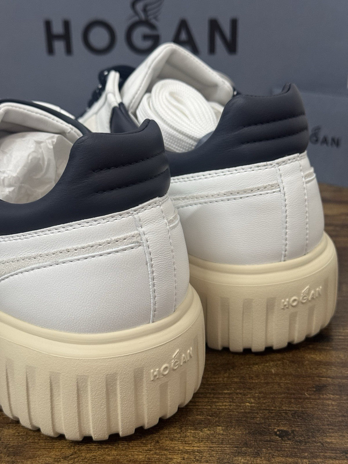 Hogan H-stripes  H Spezzata Pelle Blu  Bianca Memory Foam  Hogan Uomo 42.5