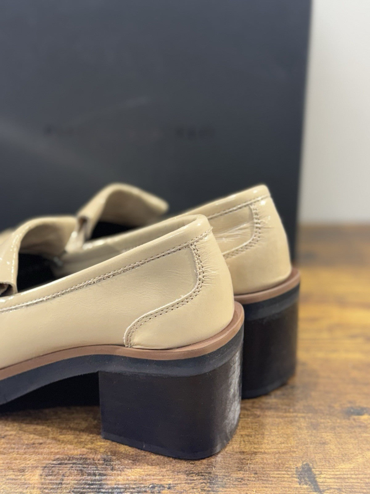 Paloma Barcelo’ Mocassino Gaula      Pelle Taupe Con Tacco     Casual Loafer 41