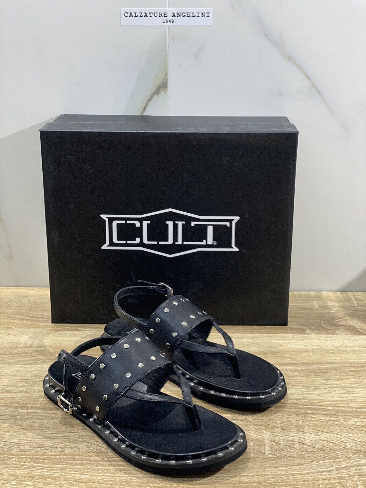 Cult Roshelle Thong Sandal Borchie Donna Pelle Nero Extra Light Cult Scarpe 36