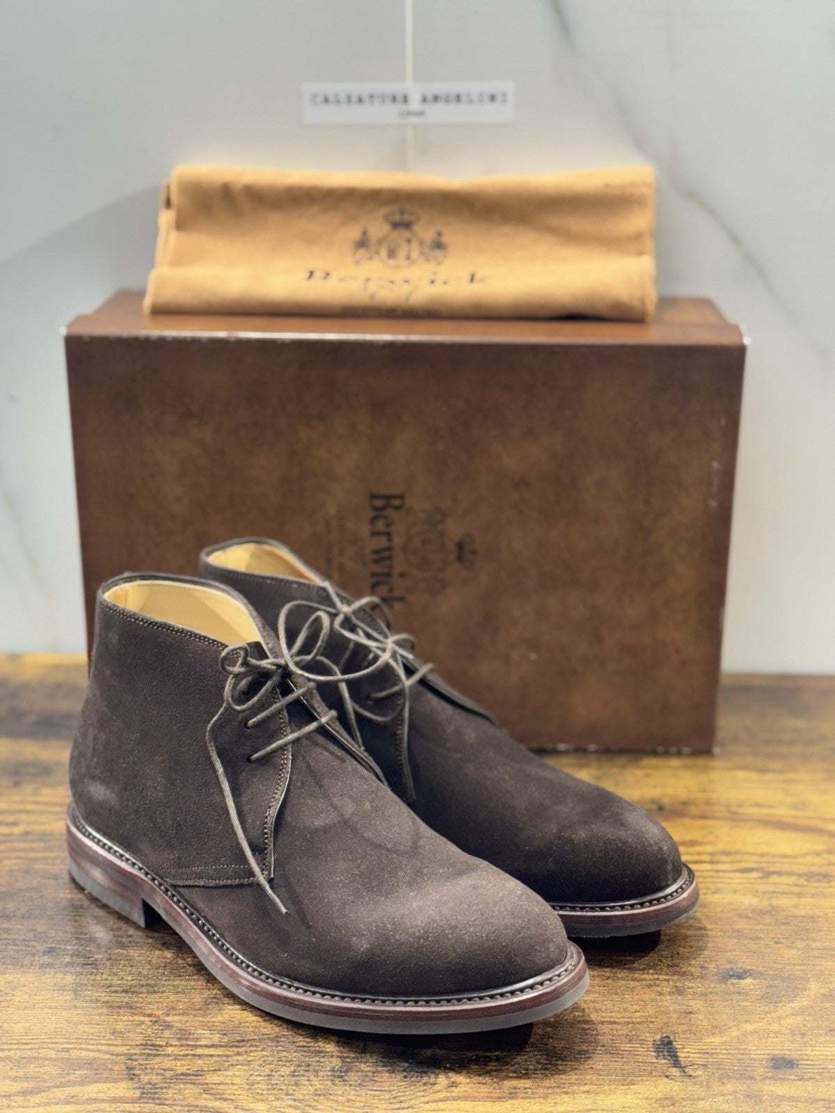 Berwick 1707 Polacchino Testa Moro Suede Fondo Dainite Uomo 40.5