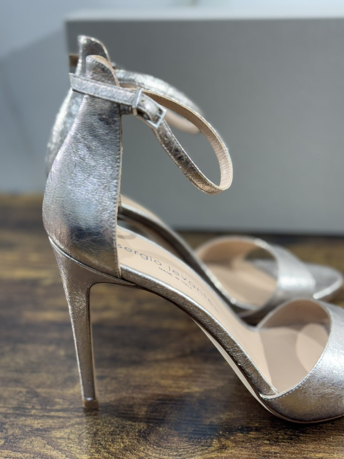 Sergio Levantesi Sandalo Savy Pelle Conchiglia           Luxury Woman Sandal 40