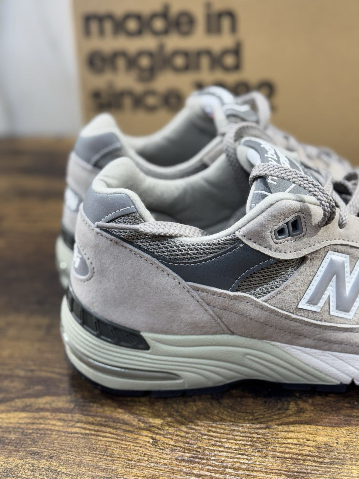 New Balance 991 Made In Uk Limited Edition 100% Leather Iconic Grey  Icon 40.5