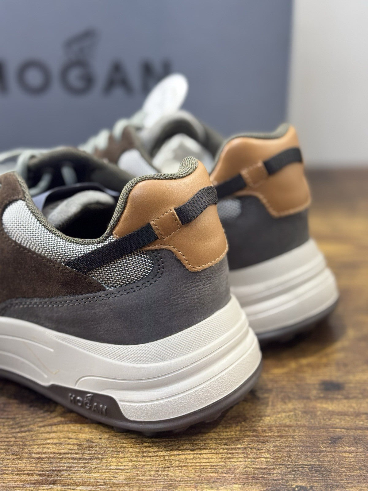 Hogan New Hyperlight Sneaker Pelle Brown Blu Memory Foam Luxury Hogan Uomo 40.5