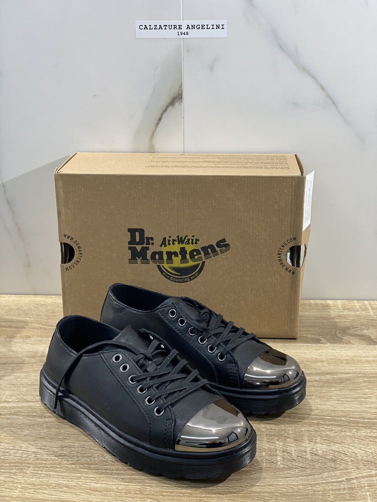 Dr. Martens Alexei Danio scarpa bassa 16570001 black 39