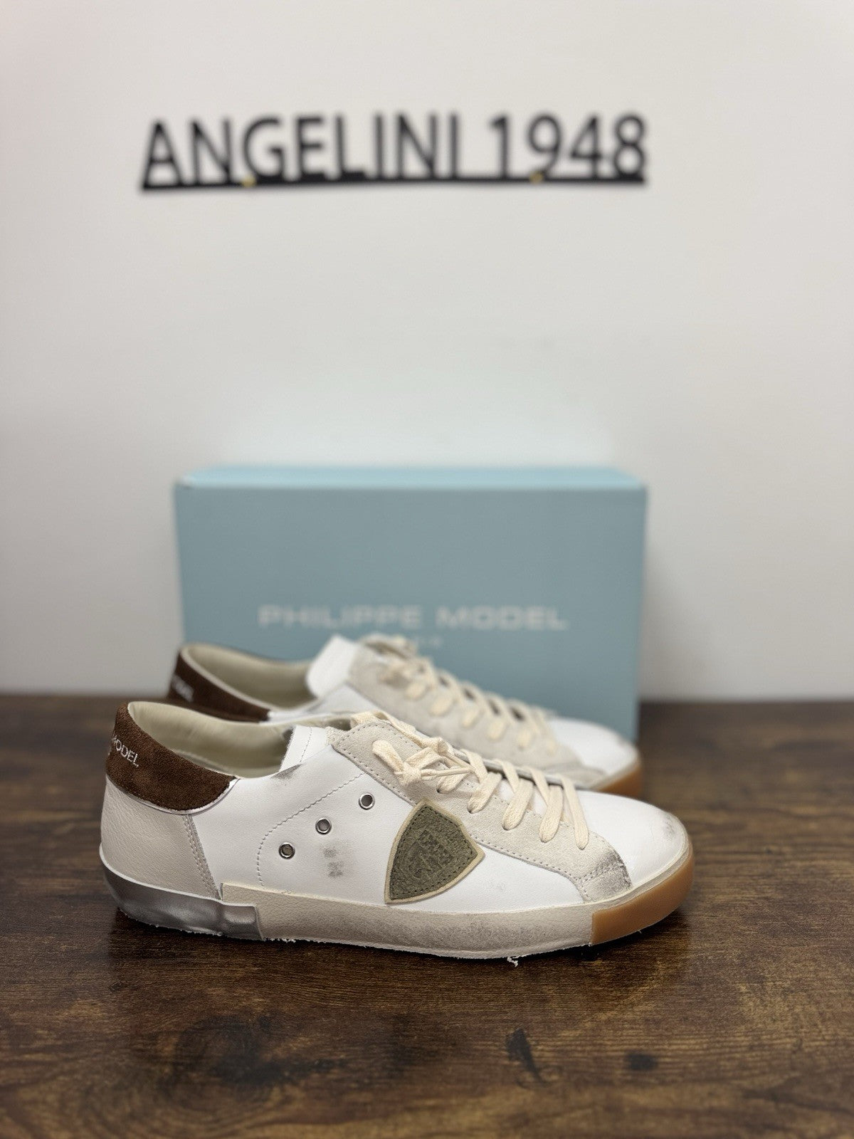 Philippe Model Paris Low Pelle Latte Olive       Casual Sneaker Uomo 43
