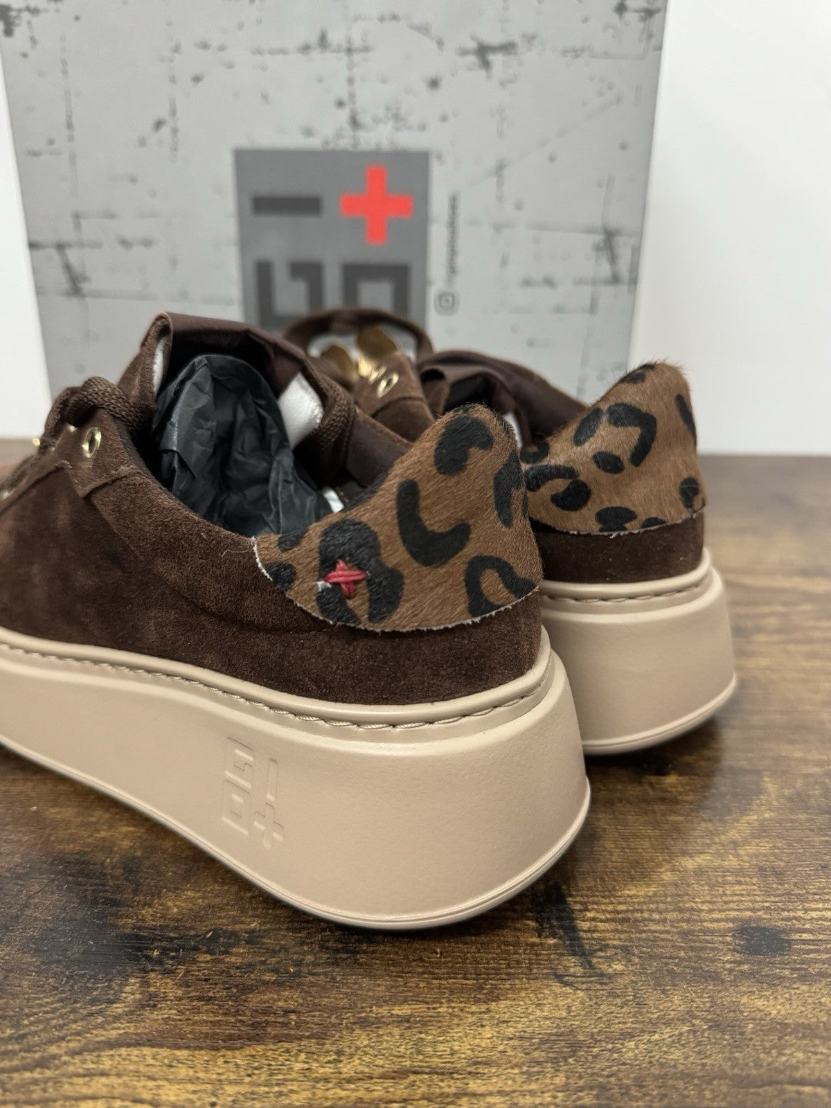 Gio + Sneaker Suede Cioccolato Zeppa Extra Light Donna 36